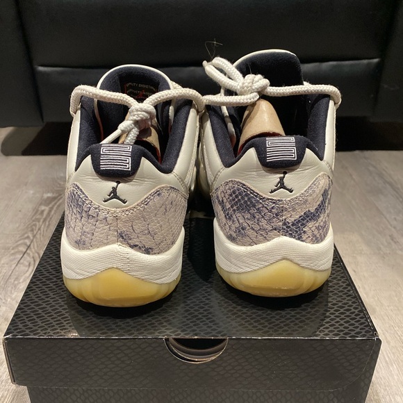 Jordan 11 Retro Low Basketball Shoes Snakeskin Men’s Size 9 - Picture 3 of 7